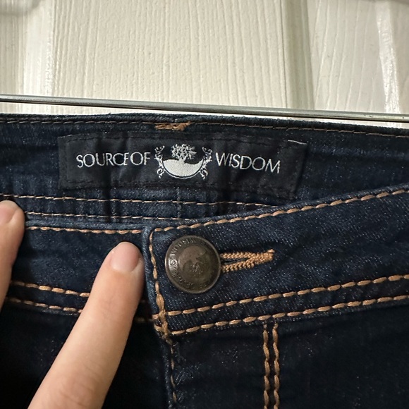 Source of Wisdom Pull-on Jeggings - Picture 2 of 4